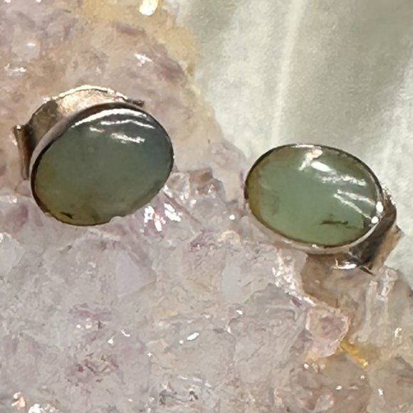 Andean Opal Pendant and Earrings - Picture 2 of 3